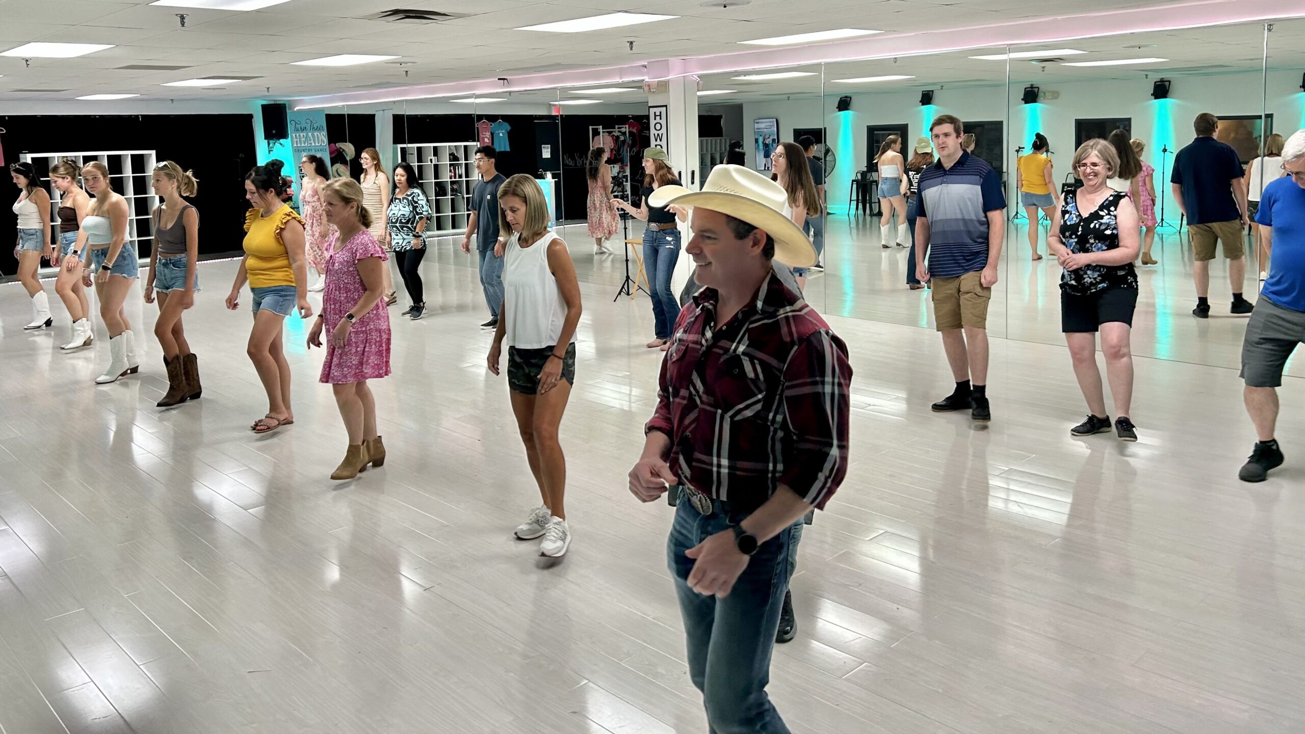 Public Line Dance Lesson